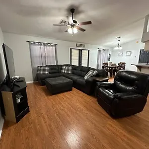  Holiday home Timbercrest